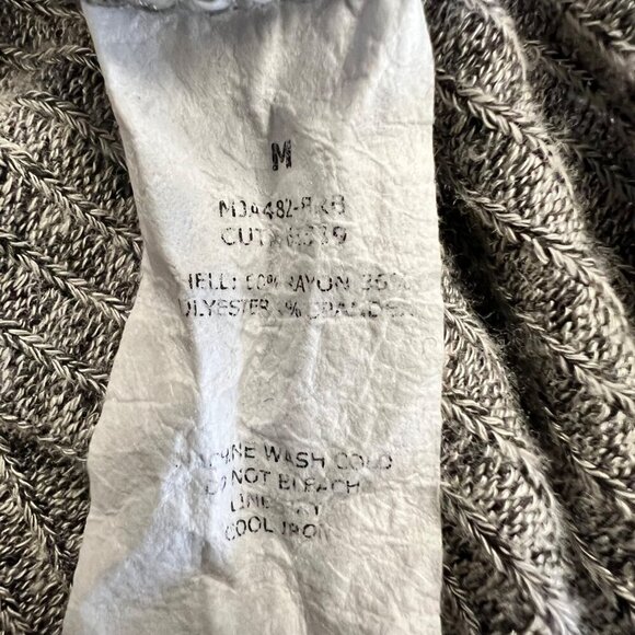 Moa Moa Women's Ribbed Crisscross Back Cardigan Gray Size Medium - Picture 9 of 9